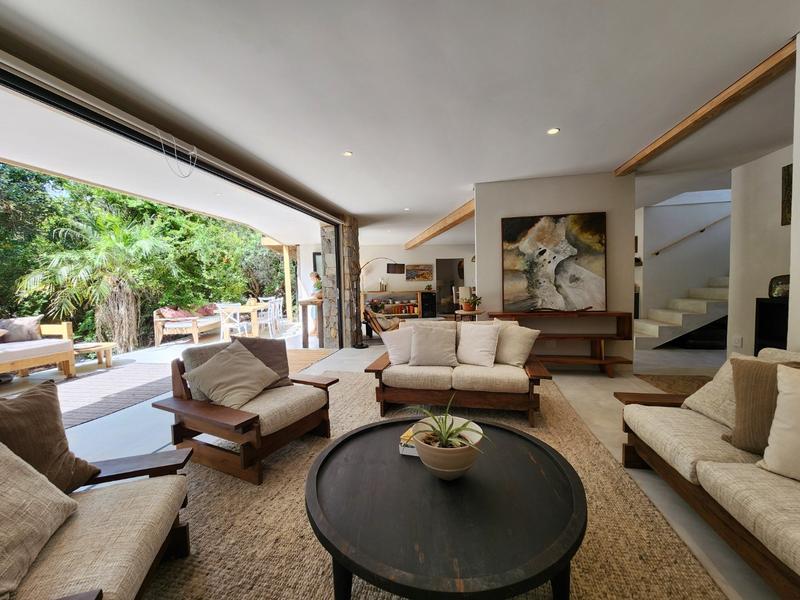 To Let 4 Bedroom Property for Rent in Keurboomstrand Western Cape